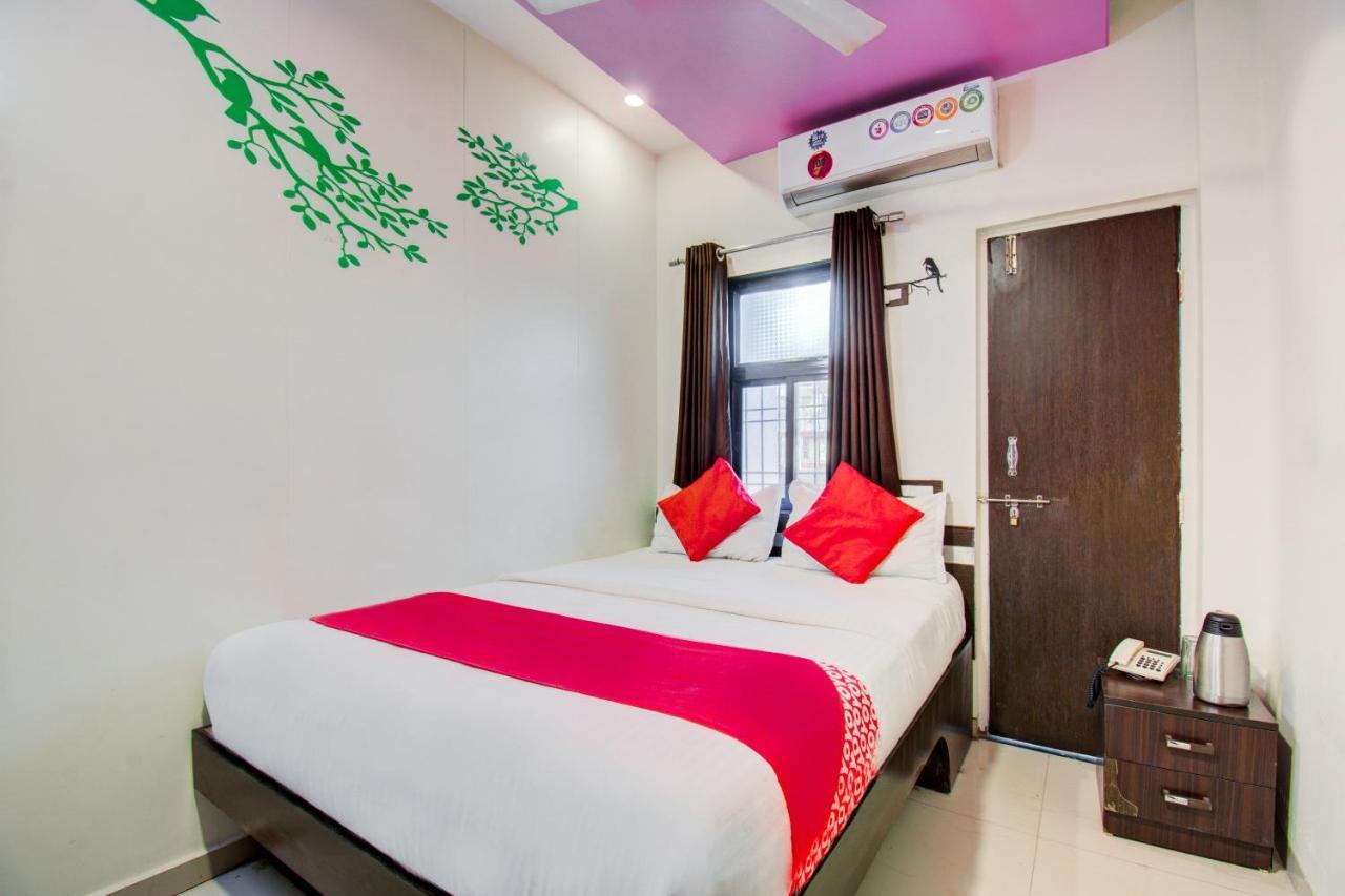 โอโย 11548 โฮเต็ล มรุนล พาเลซ Hotel ออรังกาบัด ภายนอก รูปภาพ