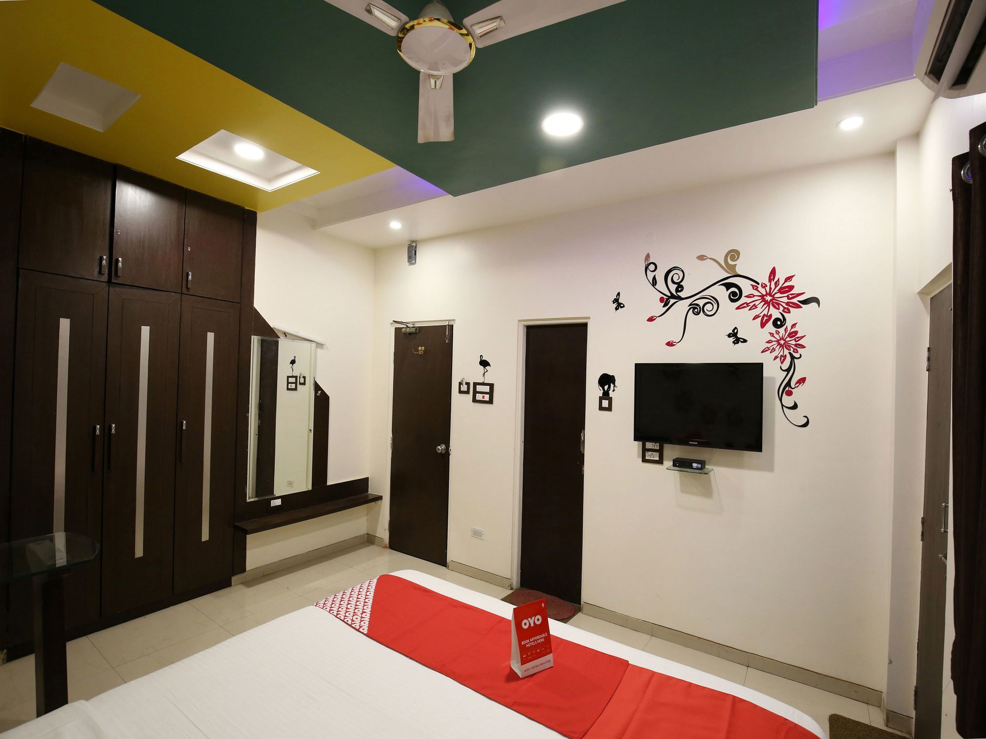 โอโย 11548 โฮเต็ล มรุนล พาเลซ Hotel ออรังกาบัด ภายนอก รูปภาพ